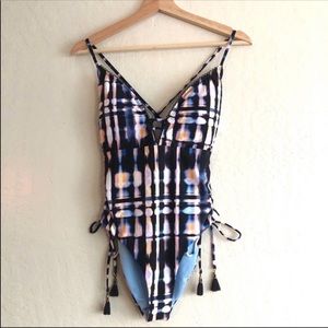 NEW Lucky Brand swimsuit tie dye print Multicolored black blue white orange
